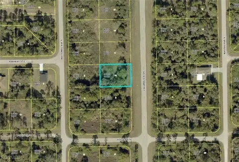 Residential Lot in Lehigh Acres