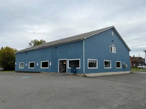Flex Space with Garage Bay