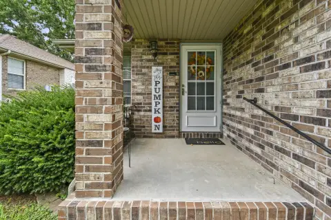 Well-Maintained Duplex Income Property