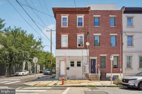 Three-Unit Triplex with Patio