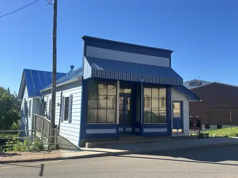 Two-Level Mixed-Use Property