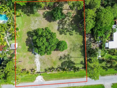Vacant Lot in West Palm