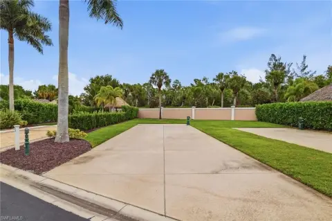 Motorcoach Resort Lot