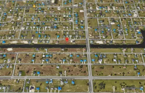 Cape Coral Freshwater Lot