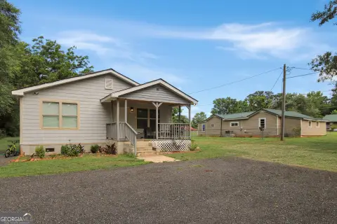 Remodeled Home with Guest House