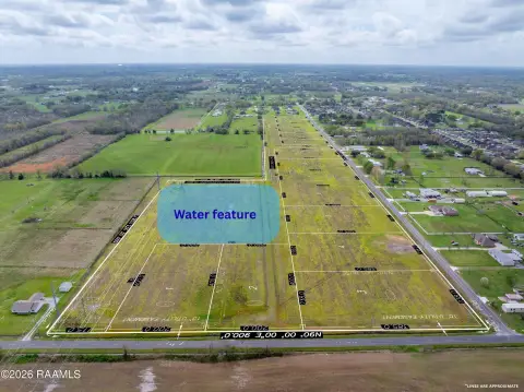 Waterfront Acreage in Lafayette Parish