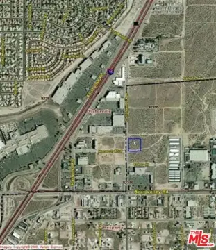 Commercial Lot in Central Location