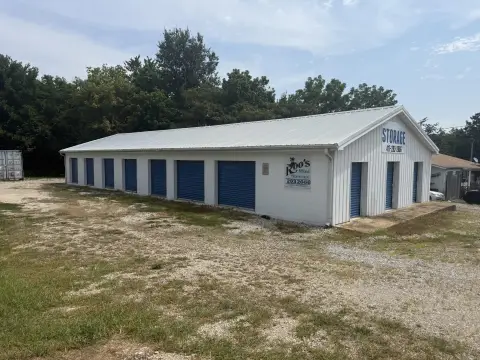 17-Unit Self Storage Facility
