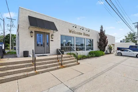 Flex Building with Warehouse and Offices