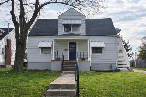 Lexington Duplex with Income Potential