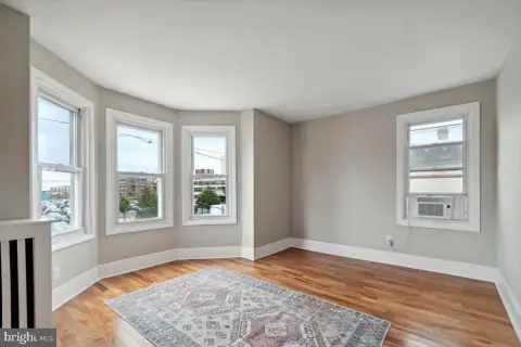 Renovated Duplex with Private Laundry