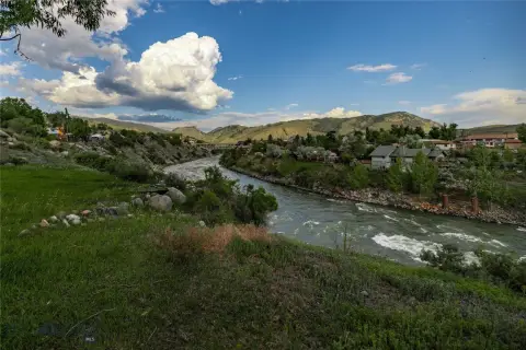 Riverfront Mobile Home & RV Park
