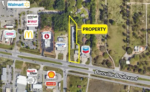 Mixed-Use Storage and Retail Lot