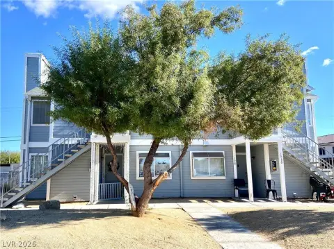 Maintained Fourplex with Community Pool
