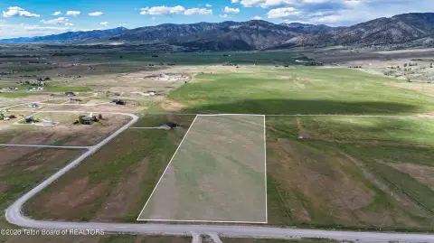 Idaho Land with Mountain Views