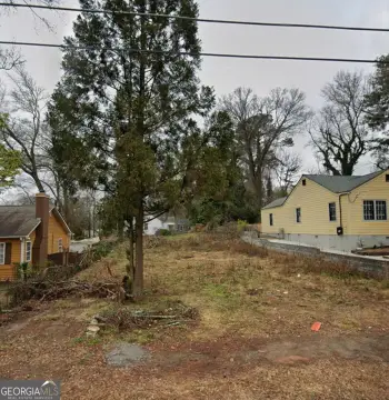 Residential Lot in Historic Oakland