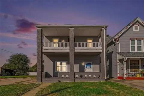 Triplex with Covered Porch