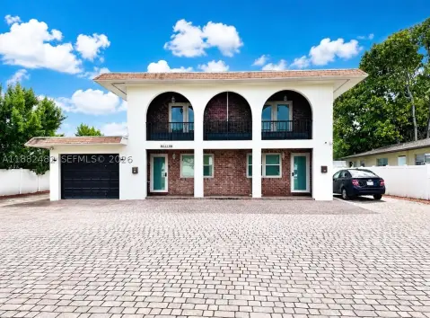 Lake-View Duplex
