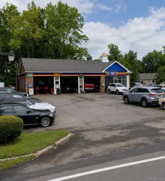 Automotive Repair Facility with Equipment