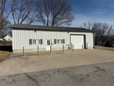 Flex Space with Office