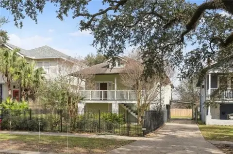 Broadmoor Duplex on Louisiana Avenue