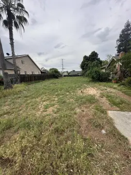 Vacant Lot Near River Park