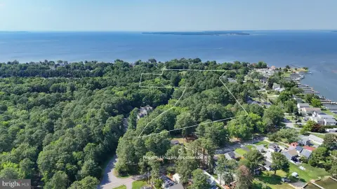 Waterfront Residential Development Land
