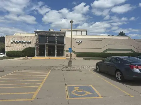 Spacious Office with Flexible Layout