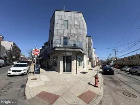 Corner Office and Retail Suite