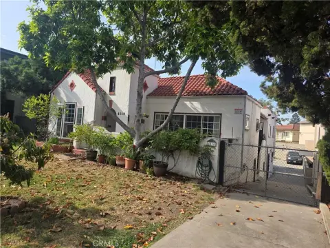 Glendale Triplex with Solar System