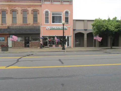Downtown Live-Work Commercial Building