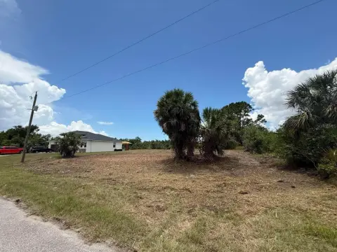 Residential Land in Sarasota County
