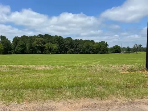 Residential Land in Lindale, Texas