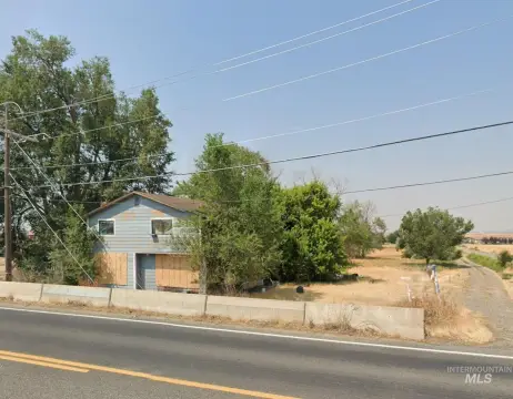 Commercial Land with Pole Line Frontage