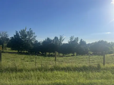 Farm with Barn