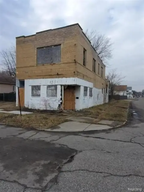 Detroit Corner Lot Opportunity