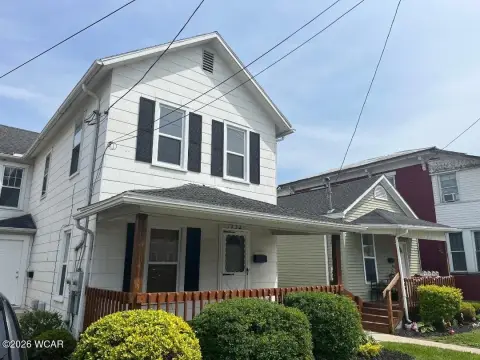 Lima Triplex with Remodeled Units