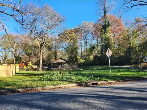 Residential Lot in Westside Park