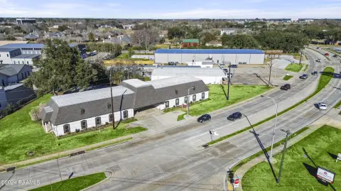 Updated Office Space on Verot