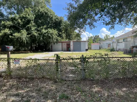 Biloxi Land with Business Potential