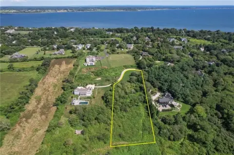 Land Parcel in Middletown, RI