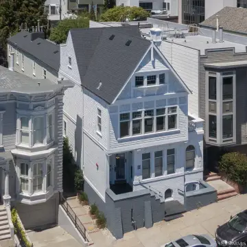 Six-Unit Apartment Building with Rooftop Deck