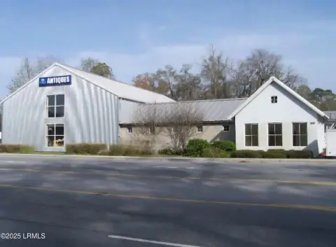 Commercial Property on Parris Island