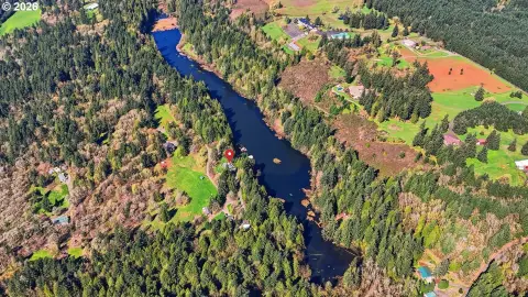 Resort-Style Lake Estate Near Portland