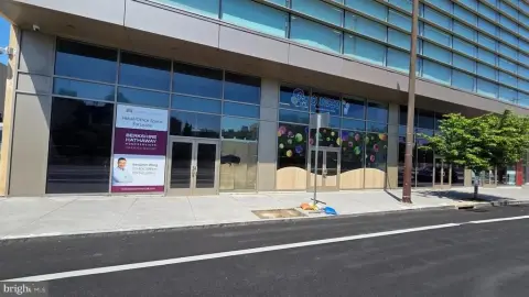 Retail Storefront at Crane Center