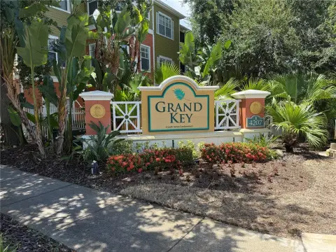 Top-Floor Residential Condo