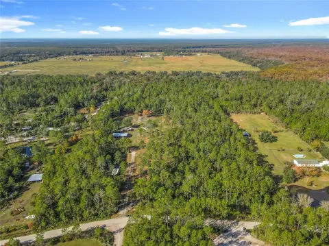 High and Dry Ranch Land