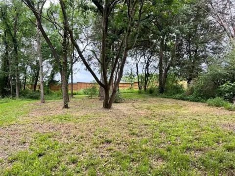 Lakeside Quarter-Acre Lot Available