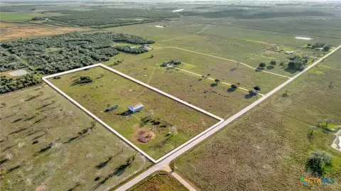 10 Acres in Telferner, TX