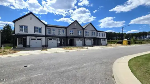 5-Unit Townhome Building